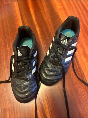 Adidas Kids Black and White Soccer Cleats size 2